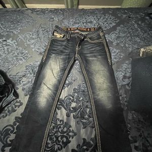 Rock revival sorrel Capri